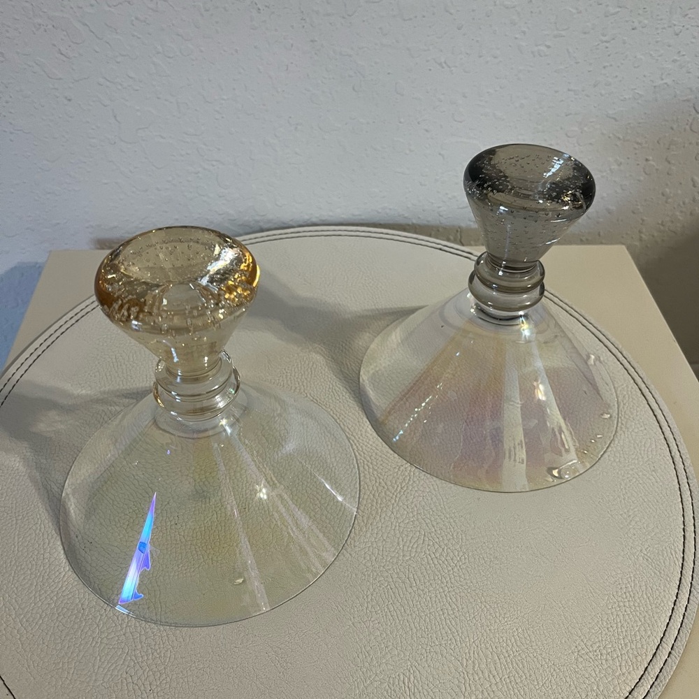 Elegant Glass Martini Glasses with bubble bases - Picture 6 of 8